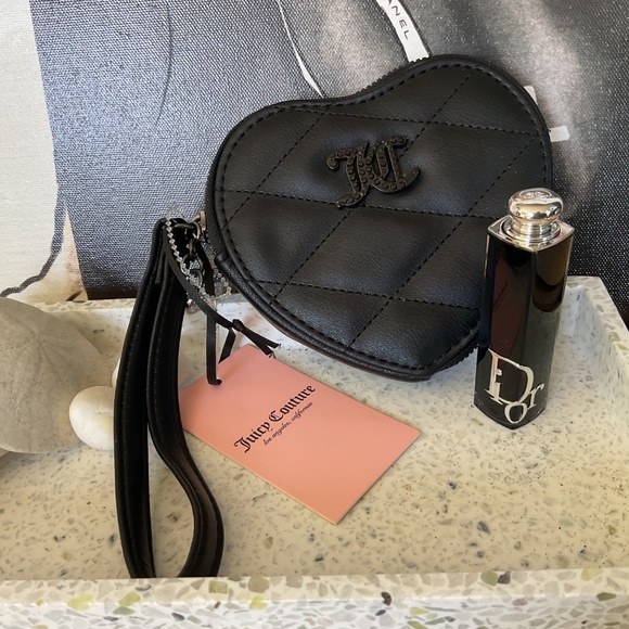 BUNDLE JUICY Couture Black Quilted Wristlet Bag & DIOR Lipstick Addict Red 872 - Picture 6 of 12